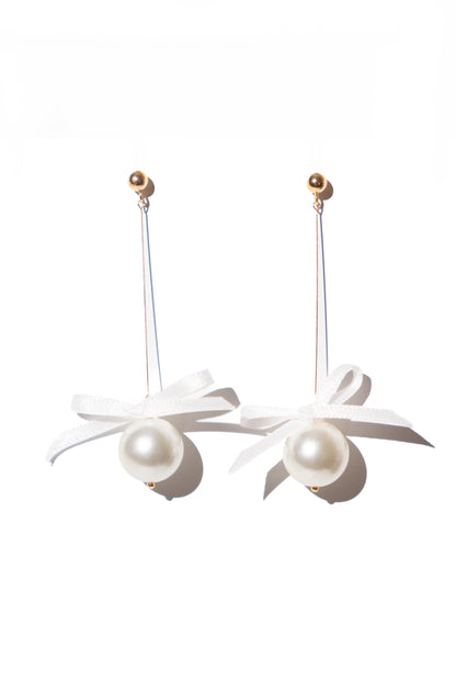 Belle Pearl Earrings