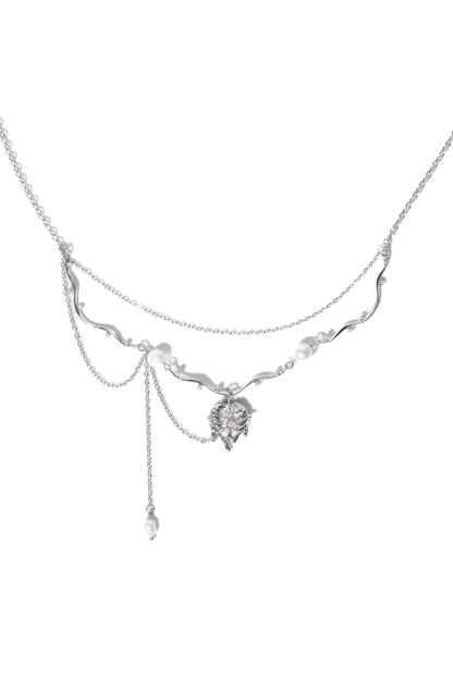 Loveless Necklace in Silver